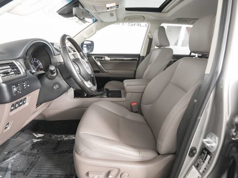 Certified 2021 Lexus GX 460 Premium w/ Premium Package AWD/4WD image 9