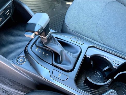 Used 2025 Kia K4 LXS image 15