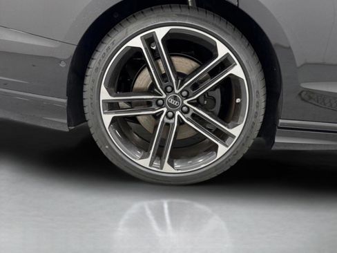 New 2026 Audi A8 L 3.0T image 8