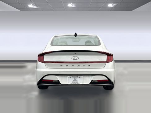 Used 2022 Hyundai Sonata Limited image 9