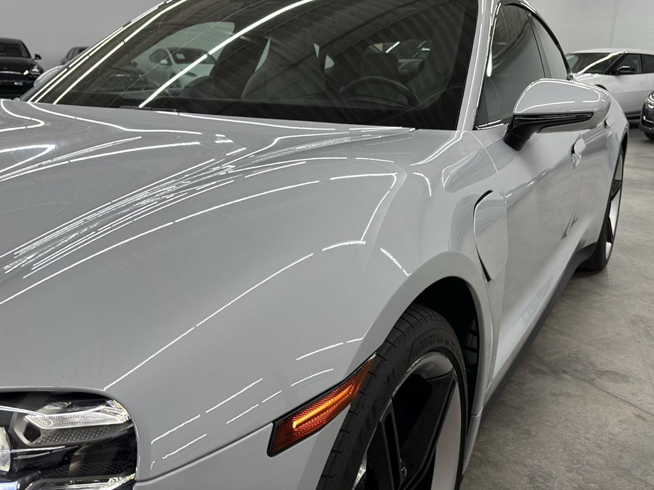 Used 2022 Porsche Taycan 4S AWD/4WD image 2
