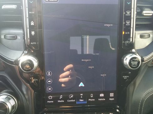 Used 2022 RAM 1500 Limited w/ Bed Utility Group image 27