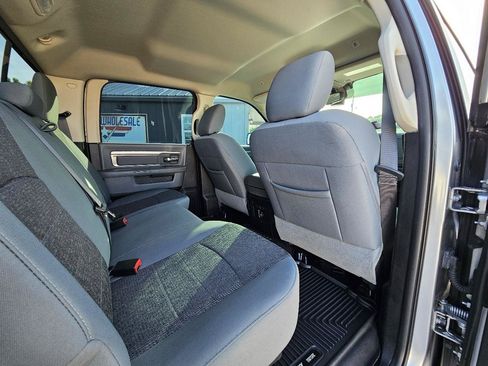 Used 2019 RAM 1500 Big Horn AWD/4WD image 30