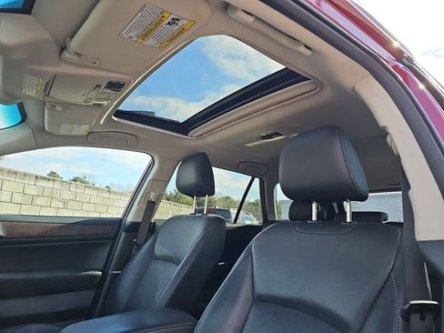 Used 2017 Subaru Outback 3.6R Limited image 14