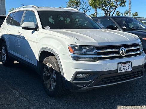 Used 2019 Volkswagen Atlas SE image 2