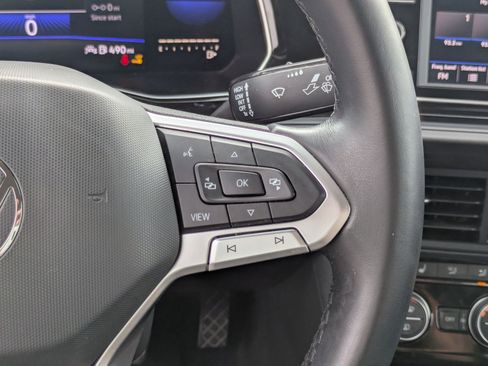 Used 2022 Volkswagen Jetta SE FWD image 21