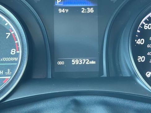 Used 2021 Toyota Camry SE FWD image 29