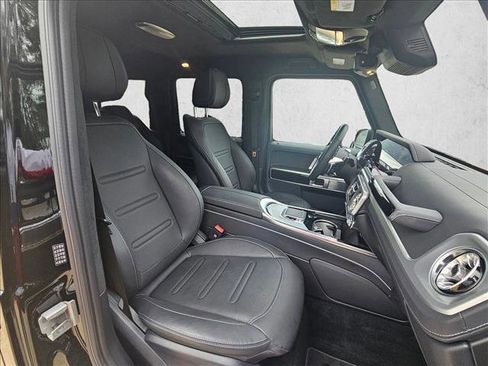 Used 2025 Mercedes-Benz G 550 image 16