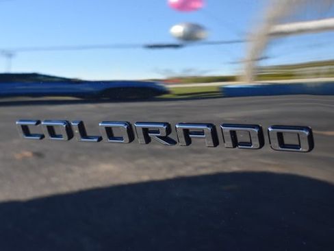 Certified 2025 Chevrolet Colorado ZR2 w/ Midnight Edition image 14