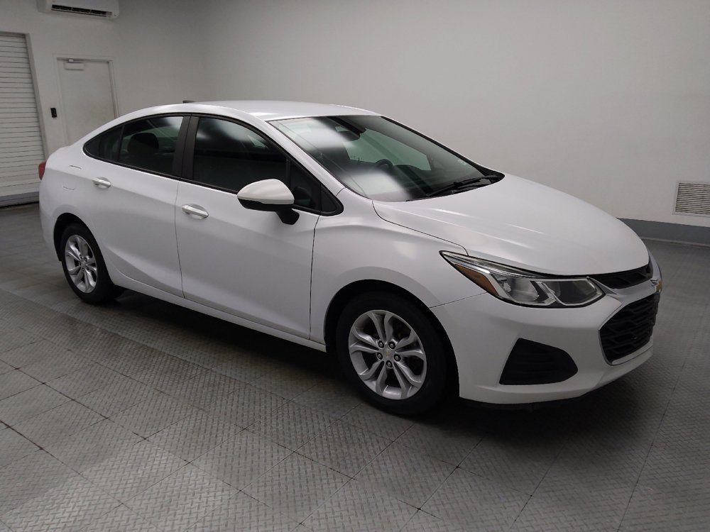 Used 2019 Chevrolet Cruze LS w/ LS Convenience Package FWD image 11