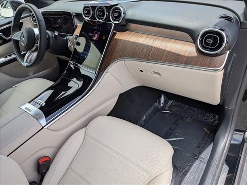 Certified 2026 Mercedes-Benz GLC 300 image 21