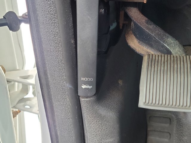 Used 2015 Ford F550 2WD Regular Cab Super Duty image 28