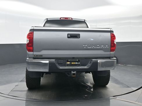 Used 2018 Toyota Tundra SR5 w/ TRD Off Road Package image 5