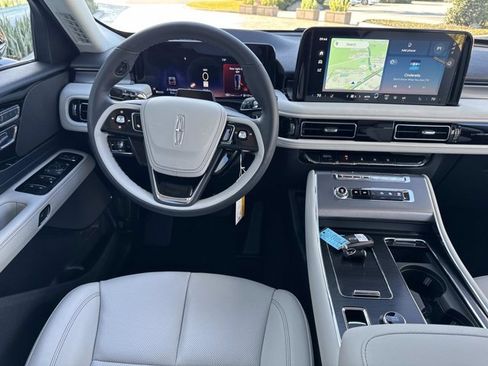 New 2026 Lincoln Aviator Premiere image 26