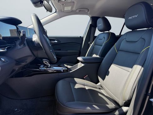 New 2026 Chevrolet Trax ACTIV w/ Driver Confidence Package image 9