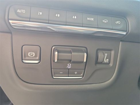 New 2025 Cadillac Escalade Sport w/ Touring Package image 18