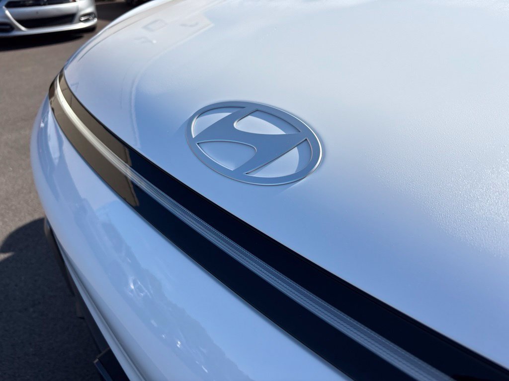 New 2027 Hyundai Kona SEL Sport AWD/4WD image 9