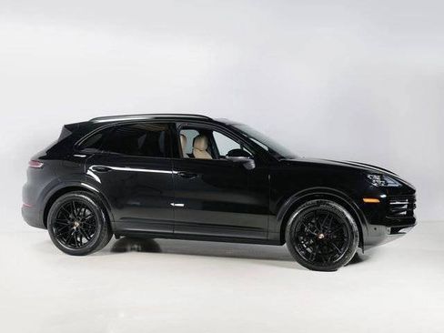 New 2026 Porsche Cayenne AWD/4WD image 8