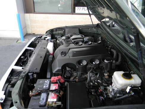 Used 2014 Toyota FJ Cruiser 4WD w/ Convenience Package image 28