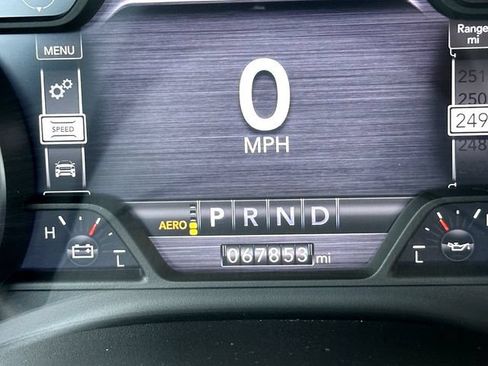 Used 2019 RAM 1500 Laramie AWD/4WD image 25