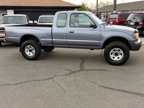 Used 1998 Toyota Tacoma 4x4 Xtracab image 27