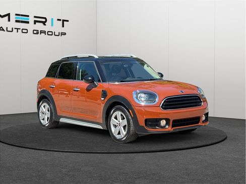 Used 2017 MINI Cooper Countryman FWD image 1