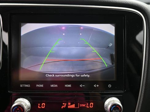 Used 2020 Mitsubishi Outlander SEL image 17