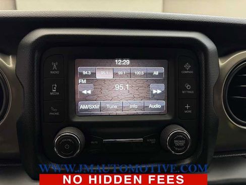 Used 2019 Jeep Wrangler Unlimited Sport S AWD/4WD image 22