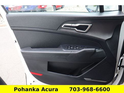 Used 2023 Kia Sportage LX image 21
