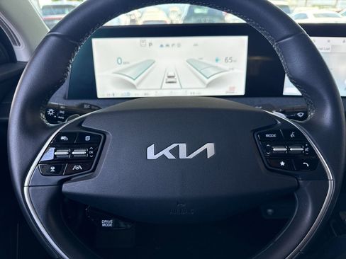 Used 2024 Kia EV6 Wind RWD image 23