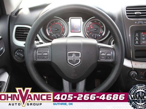 Used 2020 Dodge Journey SE w/ Blacktop Package image 29