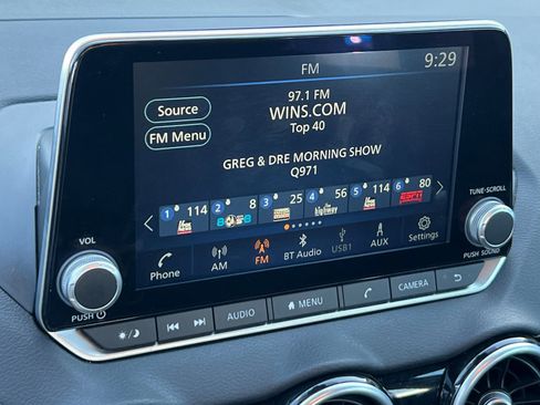 Used 2024 Nissan Sentra SV image 17