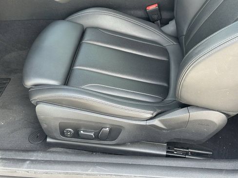 Certified 2025 BMW 430i Convertible w/ Premium Package RWD image 15
