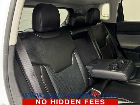 Used 2022 Jeep Compass Latitude image 18