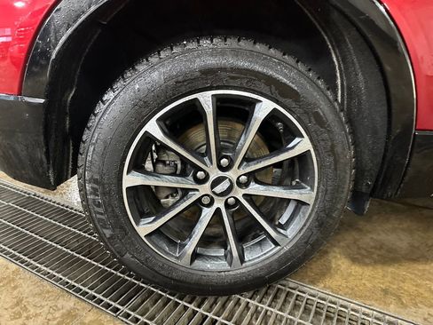 Used 2024 Cadillac XT4 Sport image 39