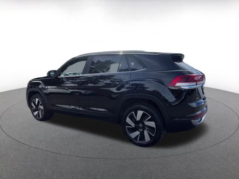 Used 2025 Volkswagen Atlas Cross Sport SE image 10