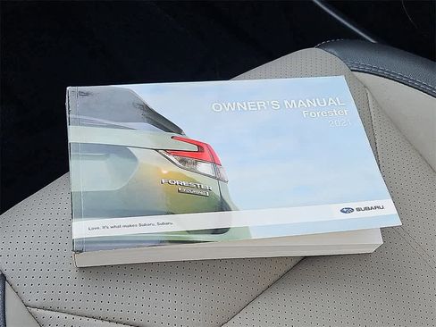 Used 2021 Subaru Forester Limited image 23