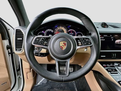 Certified 2023 Porsche Cayenne S w/ Premium Package Plus AWD/4WD image 12