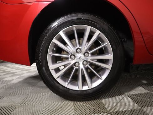 Used 2015 Toyota Corolla LE image 33