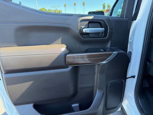 Used 2021 Chevrolet Silverado 1500 RST w/ Z71 Off-Road Package image 20