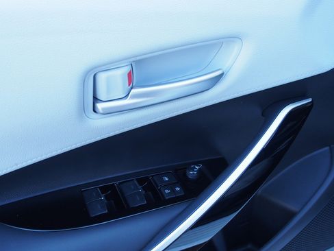 Used 2024 Toyota Corolla XSE image 19