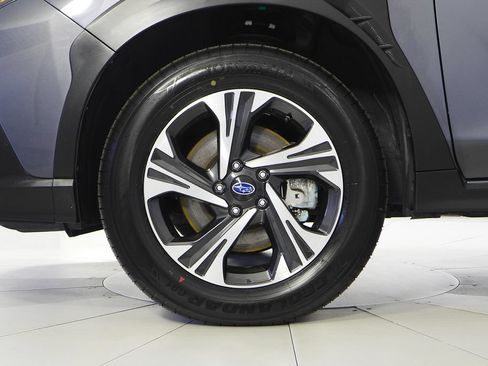 Used 2024 Subaru Crosstrek 2.0i Premium w/ Crosstrek Mirror Package AWD/4WD image 5