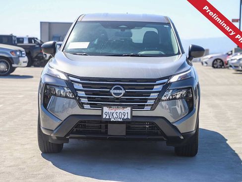 Used 2025 Nissan Rogue S FWD image 2