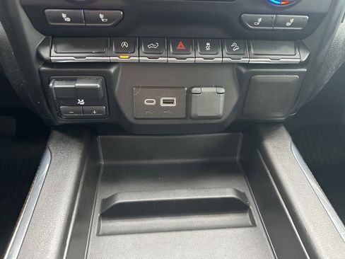 Certified 2021 Chevrolet Silverado 1500 RST image 7