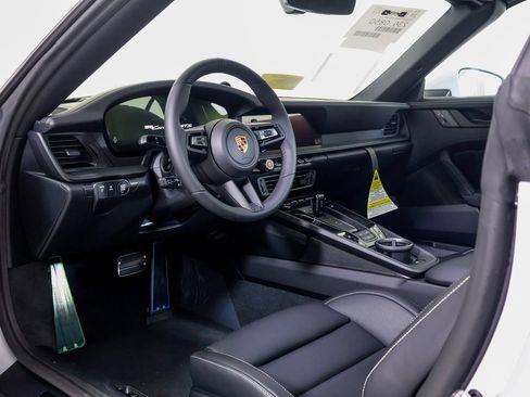 New 2026 Porsche 911 Carrera 4 GTS image 4