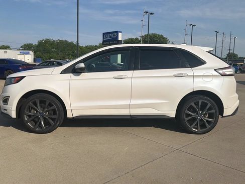 Used 2015 Ford Edge Sport w/ Equipment Group 401A AWD/4WD image 11