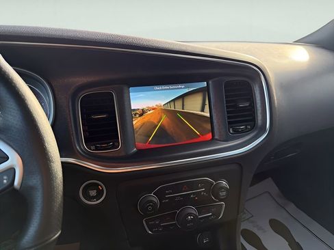 Used 2018 Dodge Charger GT image 27