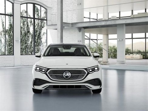New 2026 Mercedes-Benz E 450 4MATIC Sedan image 7