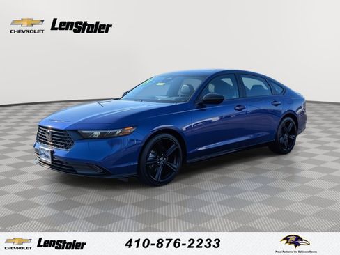 Used 2025 Honda Accord Sport image 1