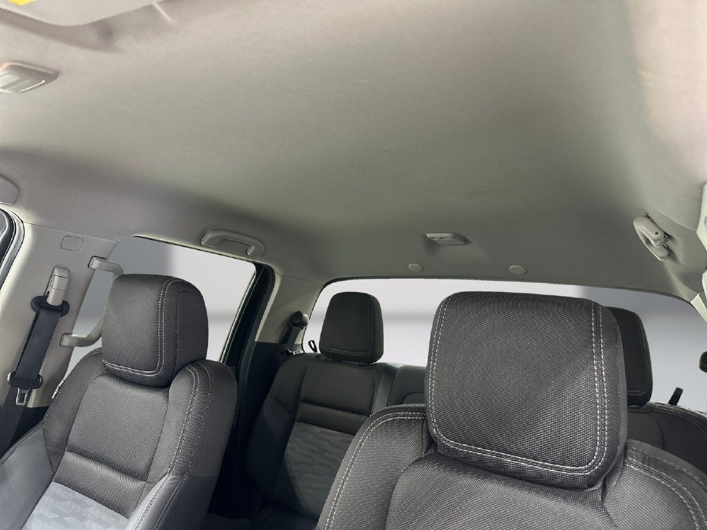 Used 2023 Nissan Frontier SV AWD/4WD image 17